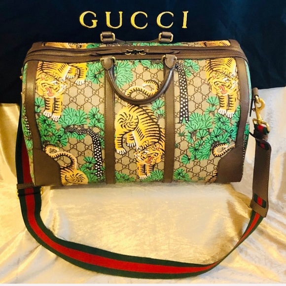 Gucci Bengal GG Supreme Duffel Travel Bag - Picture 2 of 8